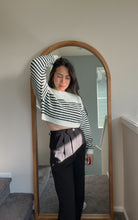 Load image into Gallery viewer, Nola cropped sweater