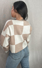 Load image into Gallery viewer, Collete beige light cropped sweater