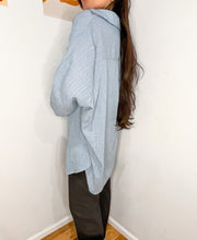 Load image into Gallery viewer, Sheila Spring button down