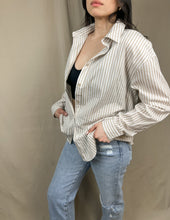 Load image into Gallery viewer, Caryl Button Down